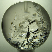 Cristal de roche avec bulle d'eau